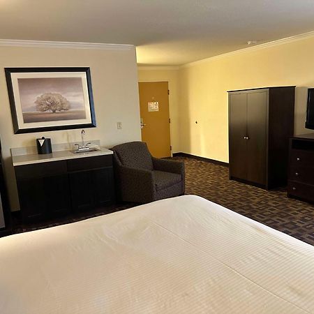 Best Western Plus Inn Of Hayward Ngoại thất bức ảnh