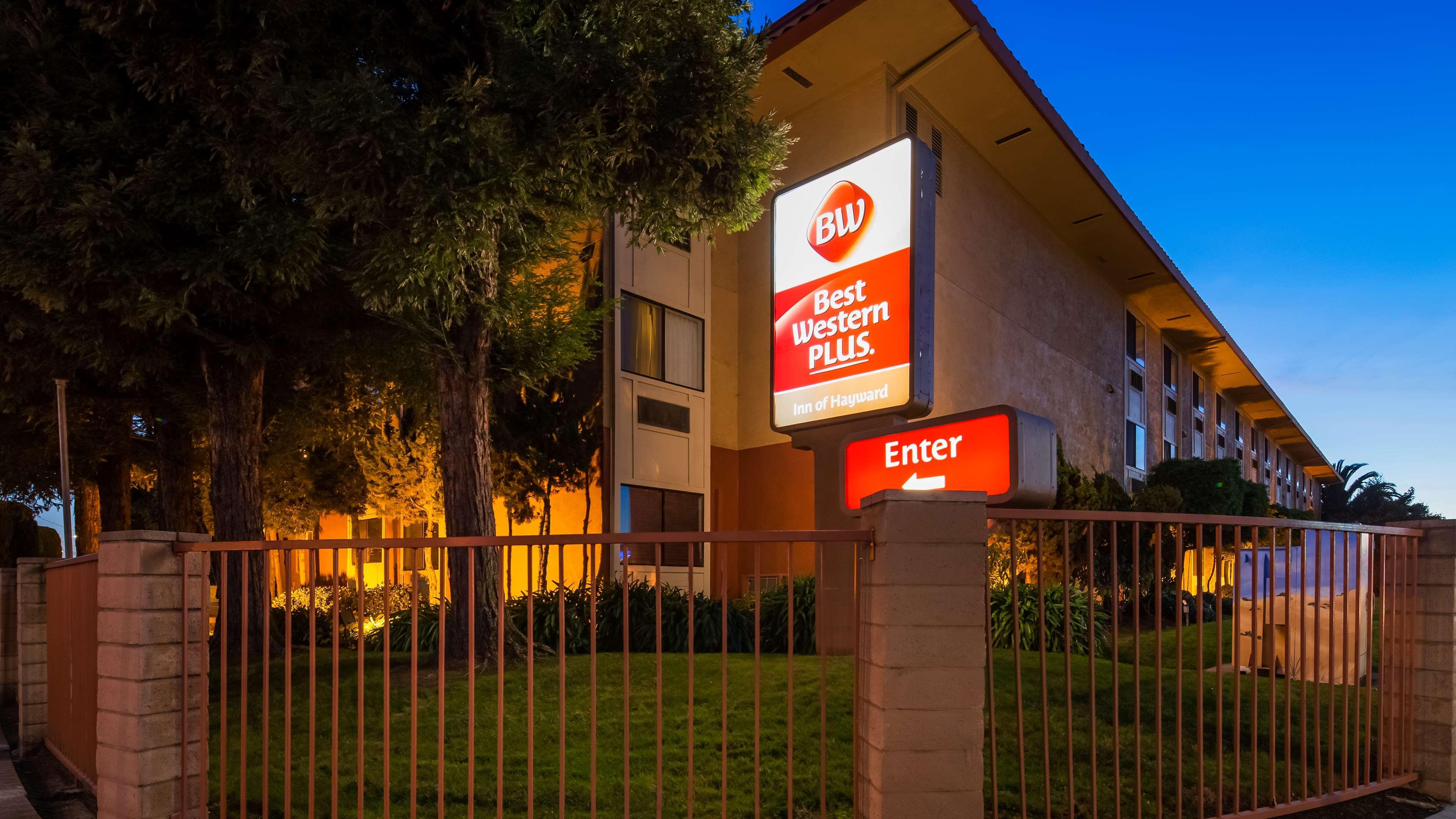 Best Western Plus Inn Of Hayward Ngoại thất bức ảnh