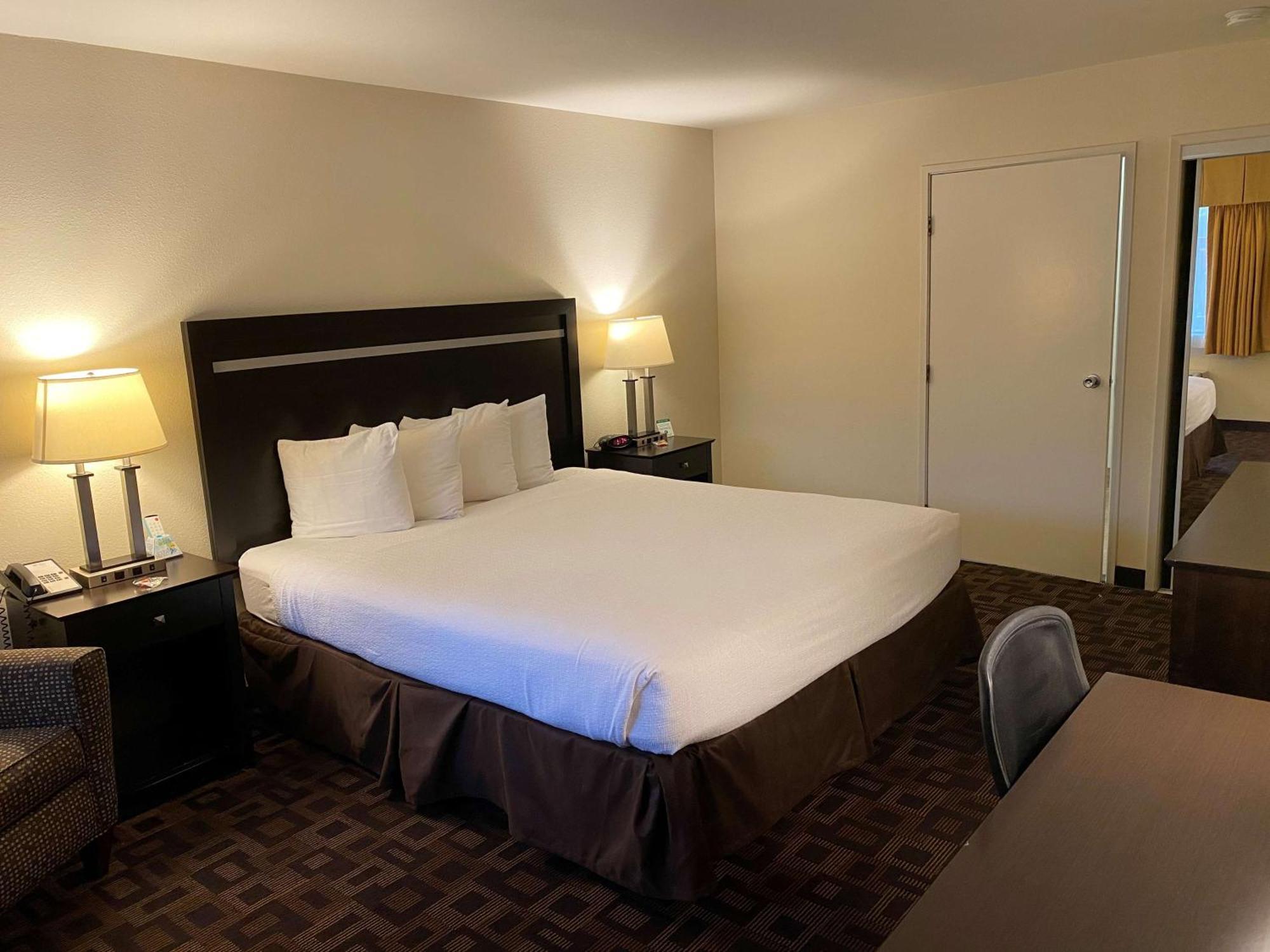 Best Western Plus Inn Of Hayward Ngoại thất bức ảnh