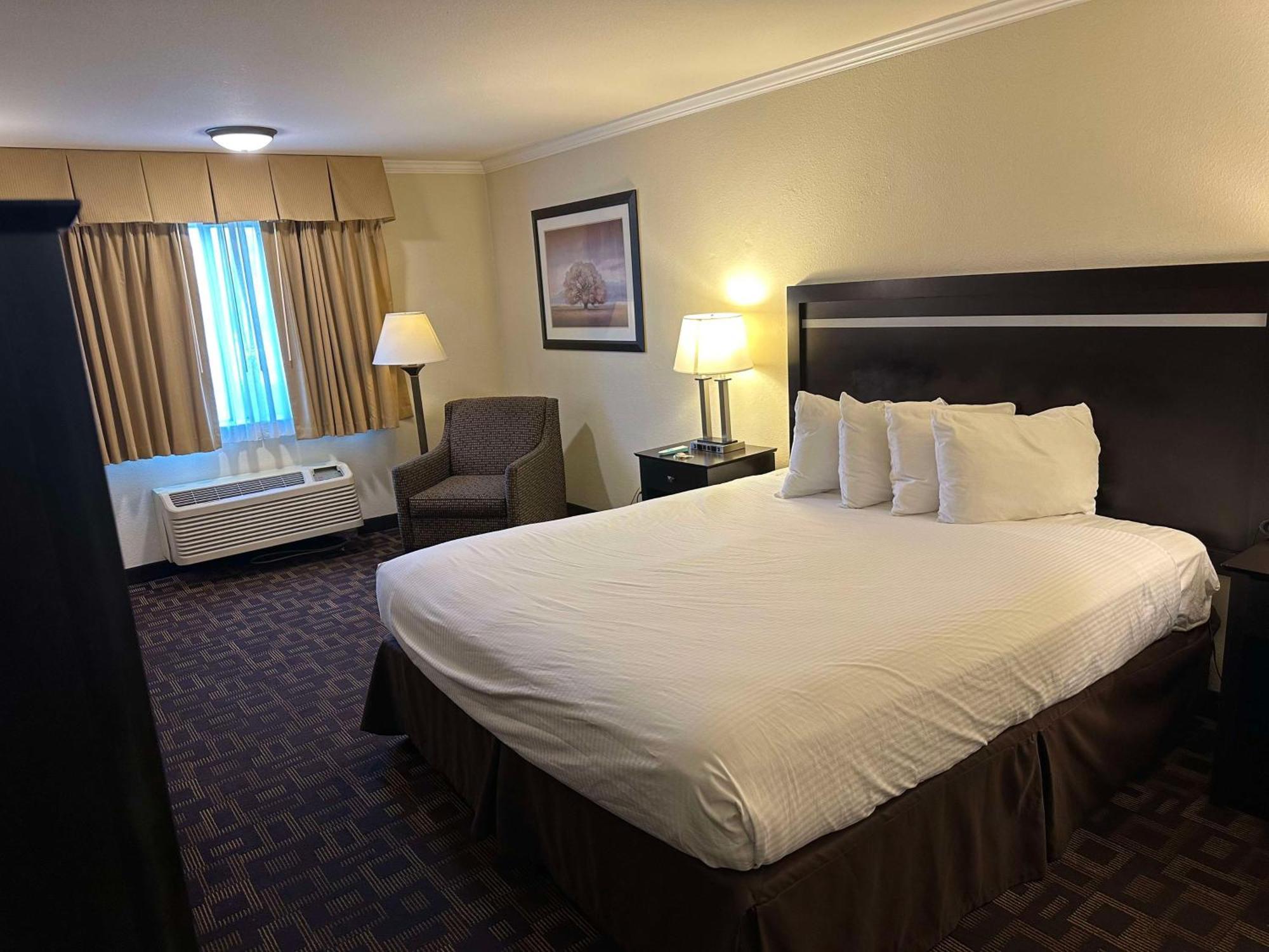 Best Western Plus Inn Of Hayward Ngoại thất bức ảnh